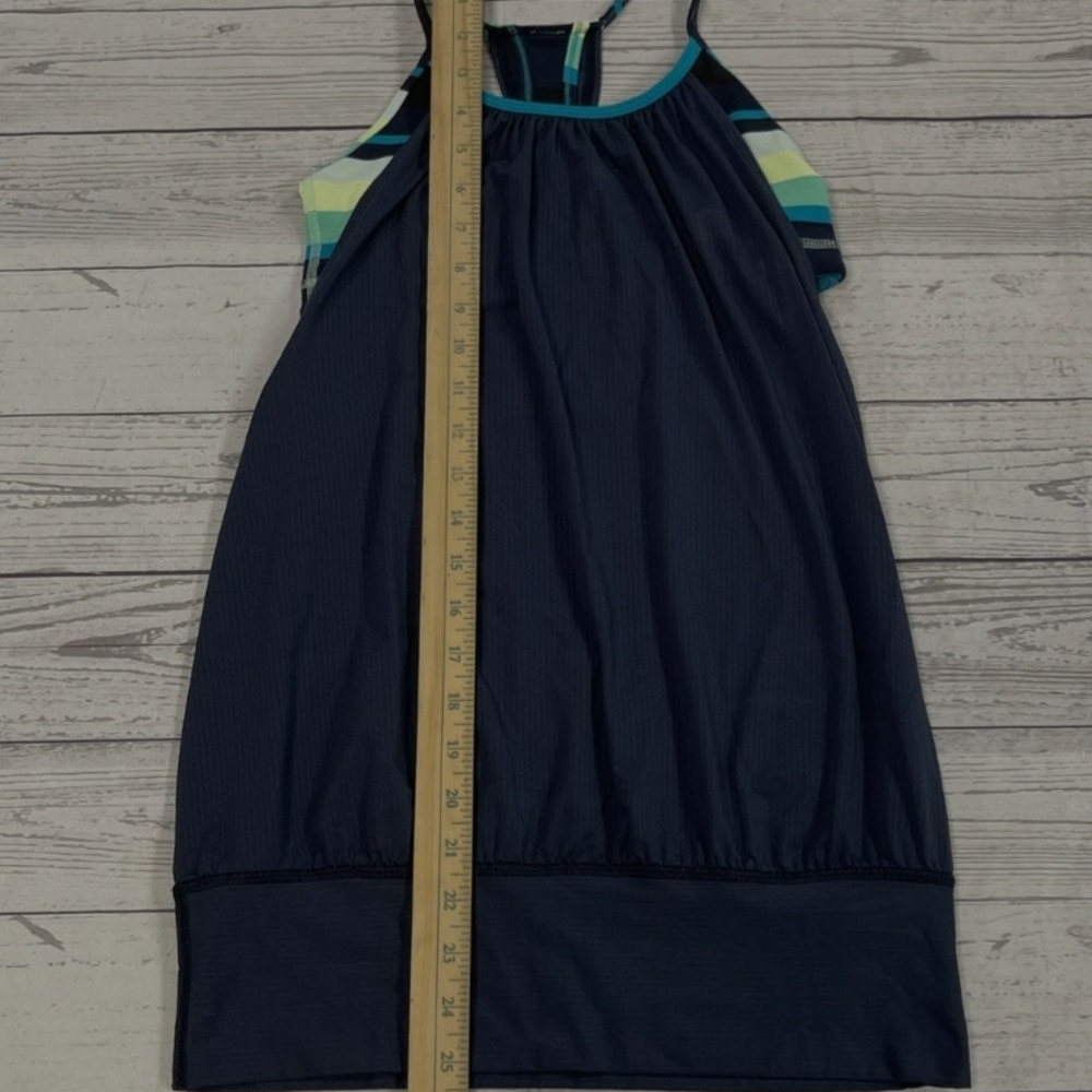 Lululemon Black and Teal Sports Bra/Tank - Picture 6 of 8
